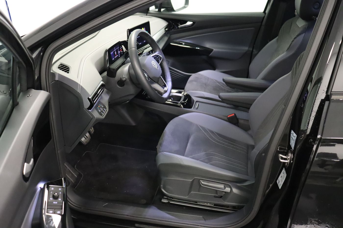 Fahrzeugabbildung Volkswagen ID.4 Pro Performance |ACC|LM|Sport|3xKlima|Sound