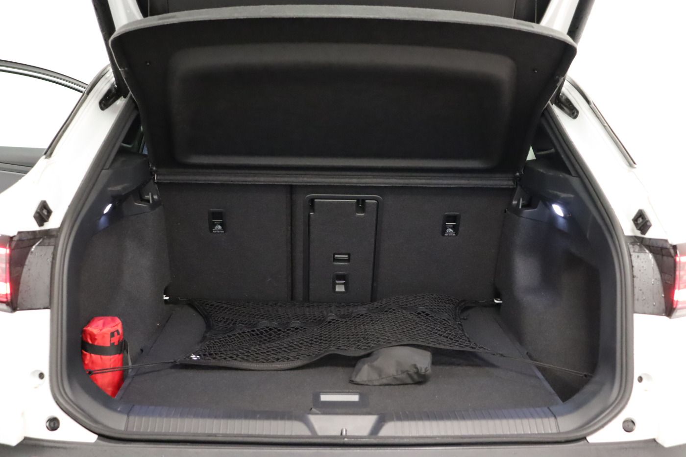 Fahrzeugabbildung Volkswagen ID.4 Pro Performance |AHK|ACC|CarPlay|LM|el.Heck