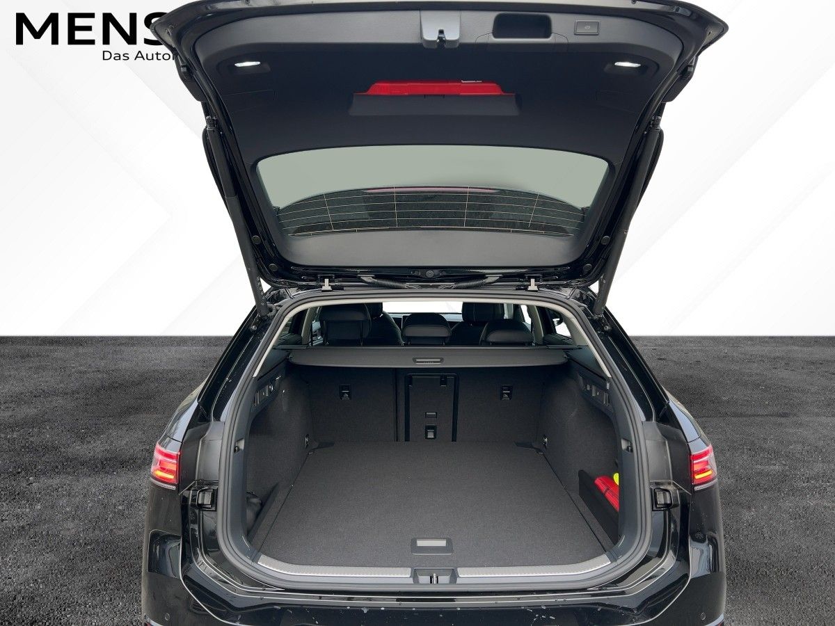 Fahrzeugabbildung Volkswagen Passat Elegance TDI AHK 360° Nav Keyless eKlappe