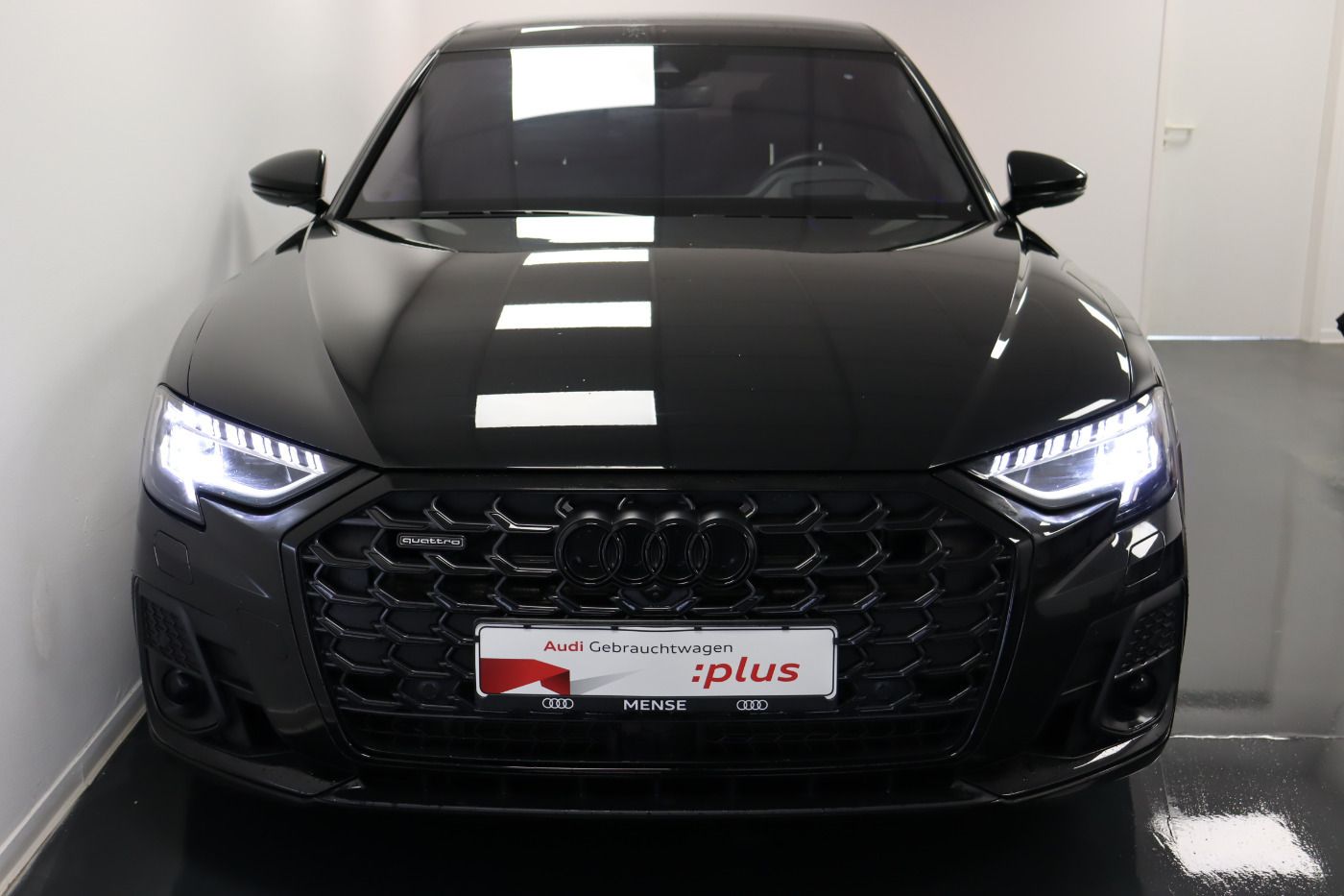 Fahrzeugabbildung Audi A8 lang 60 TFSI e quattro S line |Matrix|Luft|LM