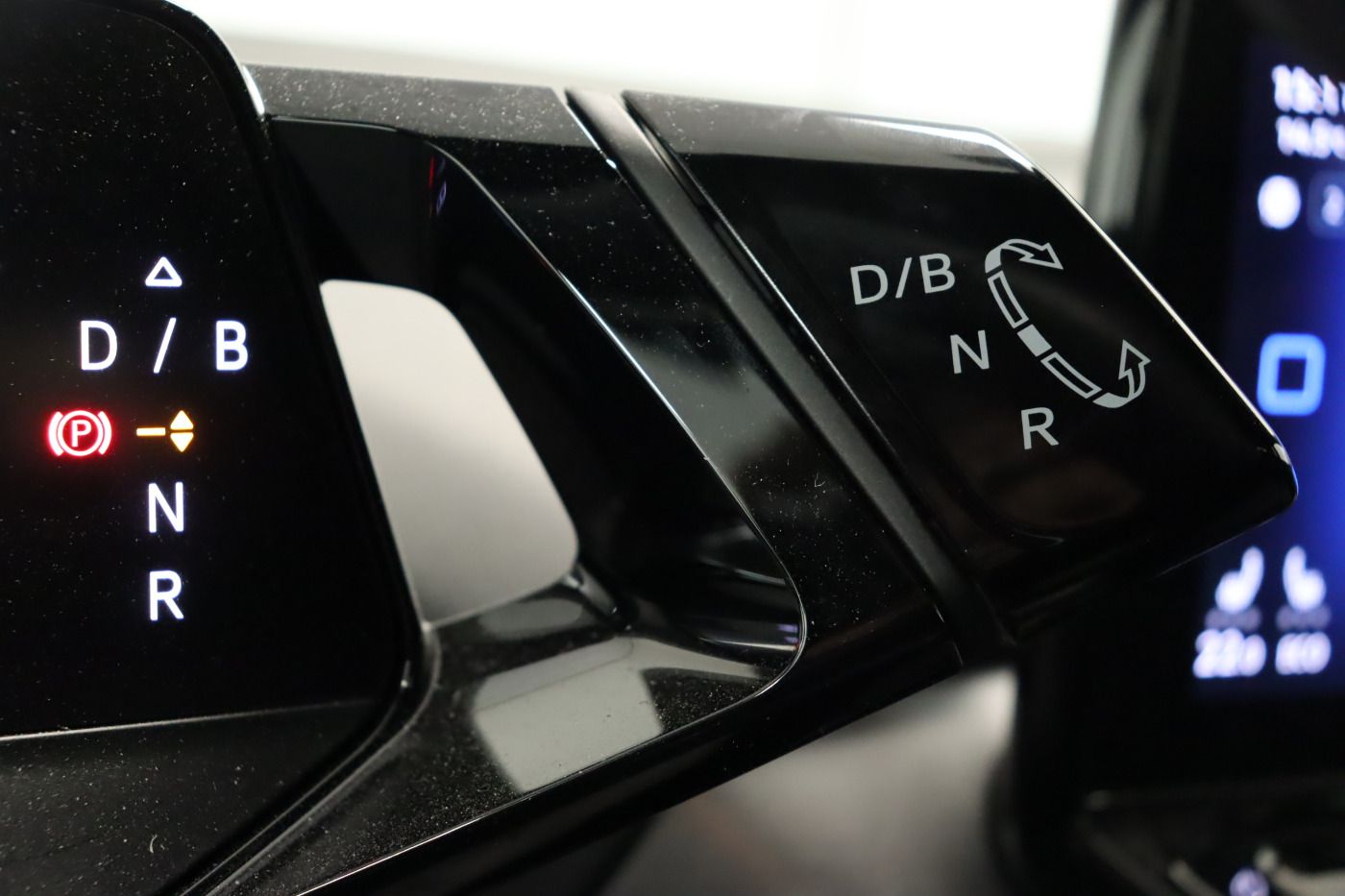 Fahrzeugabbildung Volkswagen ID.4 Pro Performance |AHK|CarPlay|MATRIX|LM|SHZG