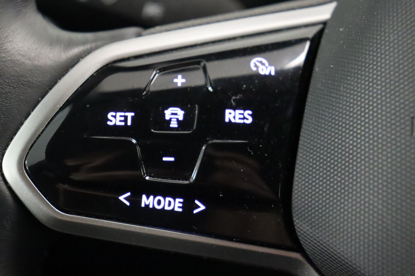 Fahrzeugabbildung Volkswagen ID.4 Pro Performance |AHK|CarPlay|MATRIX|LM|SHZG