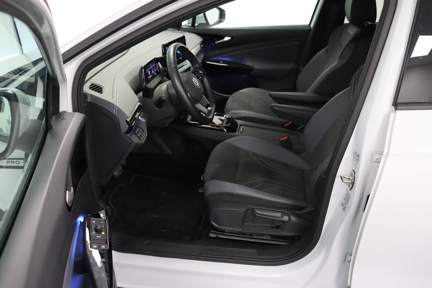 Fahrzeugabbildung Volkswagen ID.4 Pro Performance |AHK|CarPlay|MATRIX|LM|SHZG