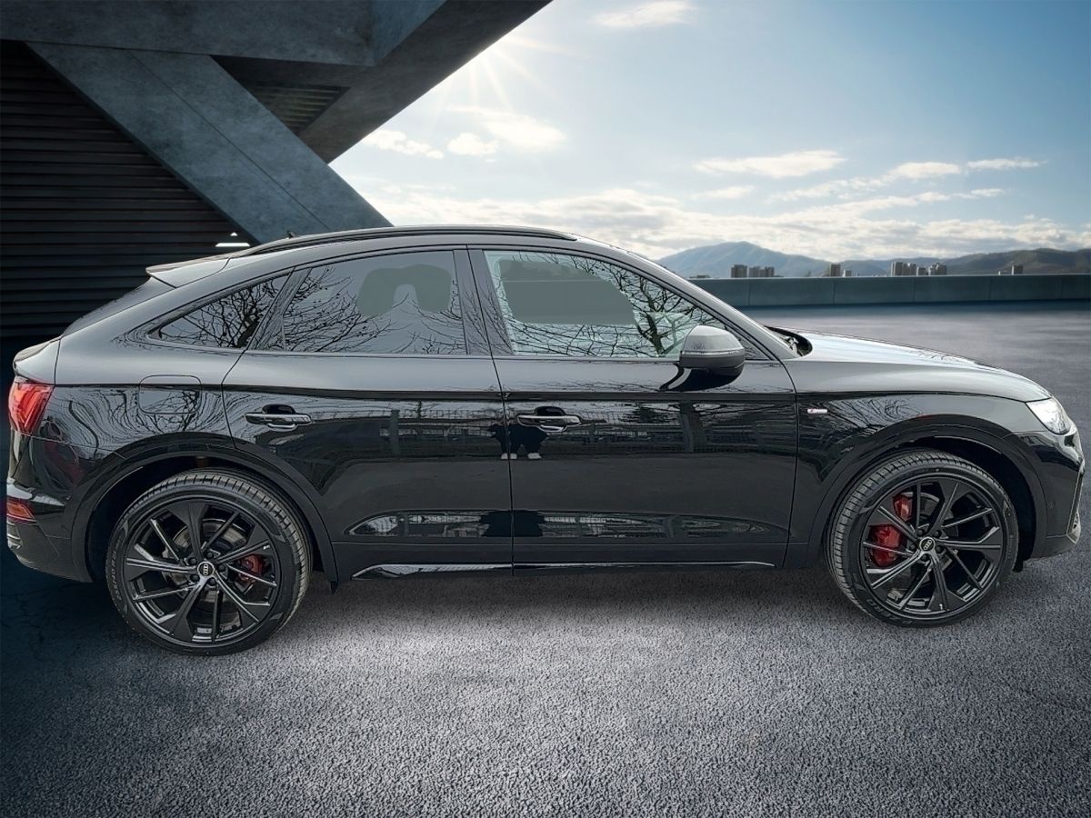 Fahrzeugabbildung Audi Q5 Sportback S line 40 TDI quattro S tronic |AHK