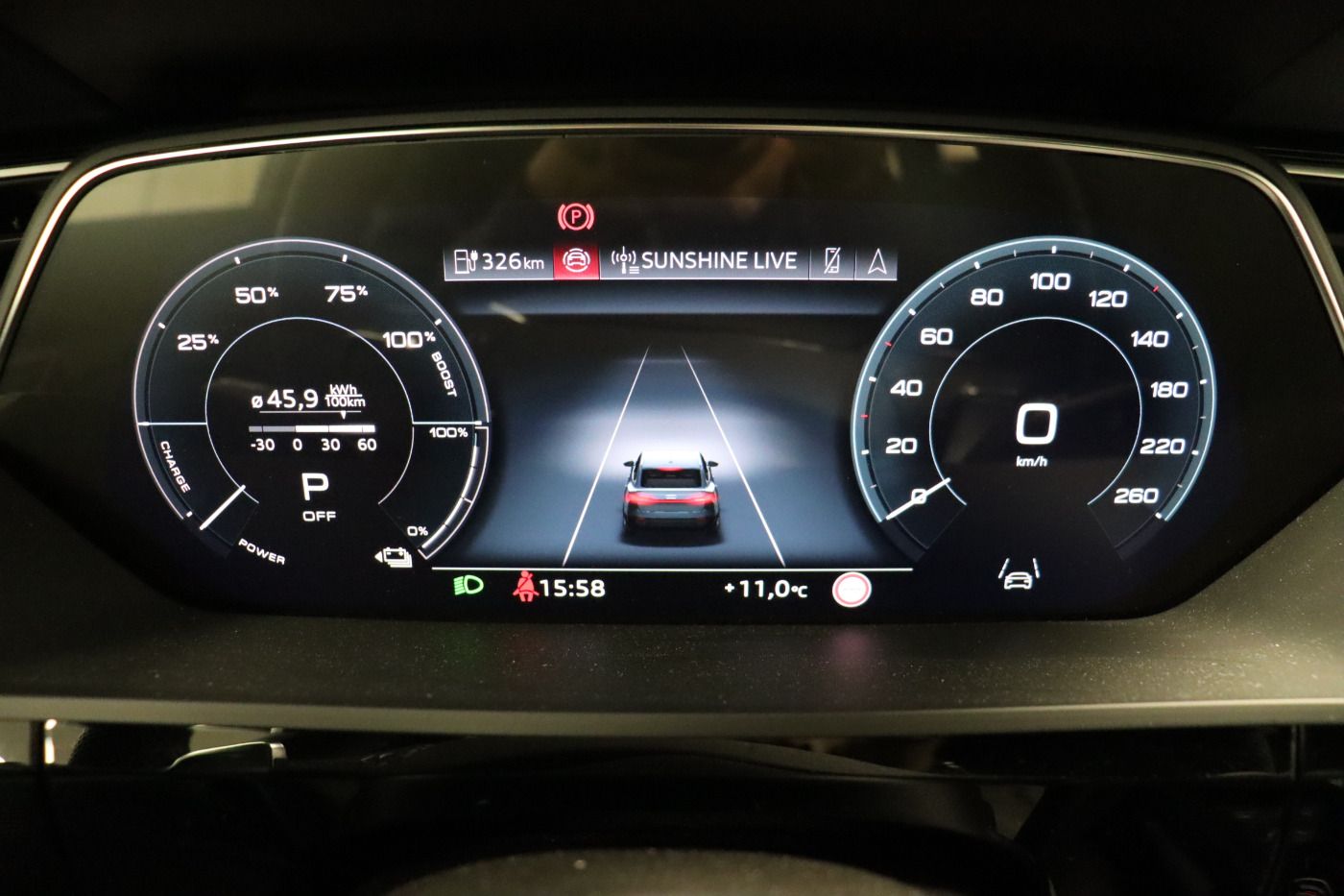 Fahrzeugabbildung Audi Q8 e-tron Sportback 55 quattro S line |Matrix