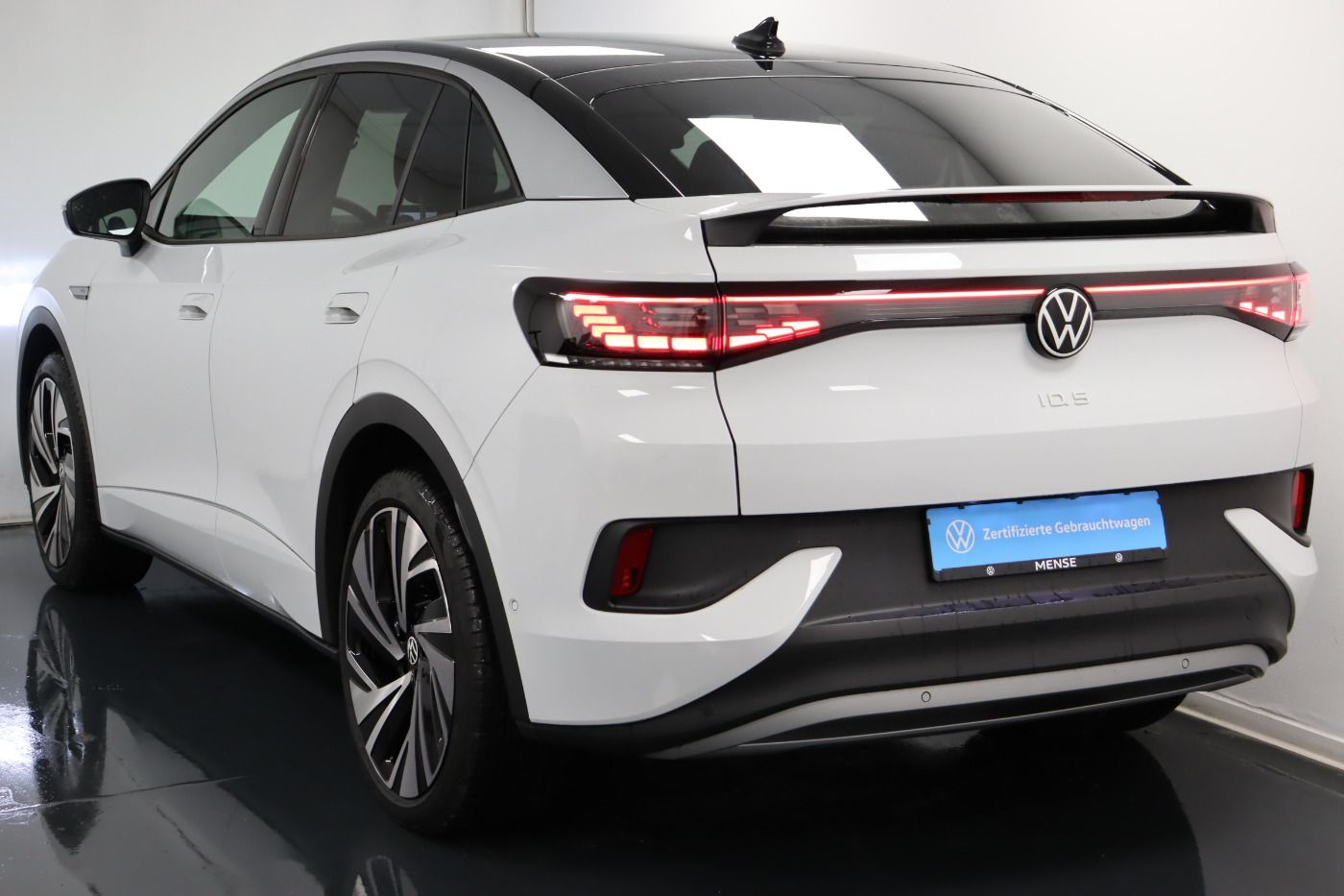 Fahrzeugabbildung Volkswagen ID.5 Pro Performance |AHK|CarPlay|MATRIX|LM|SHZG