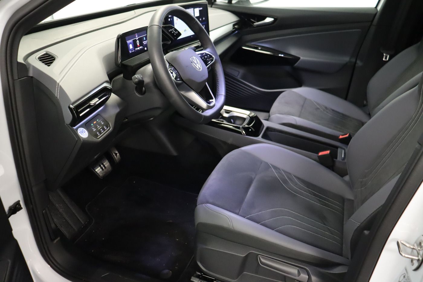 Fahrzeugabbildung Volkswagen ID.5 Pro Performance |AHK|CarPlay|MATRIX|LM|SHZG