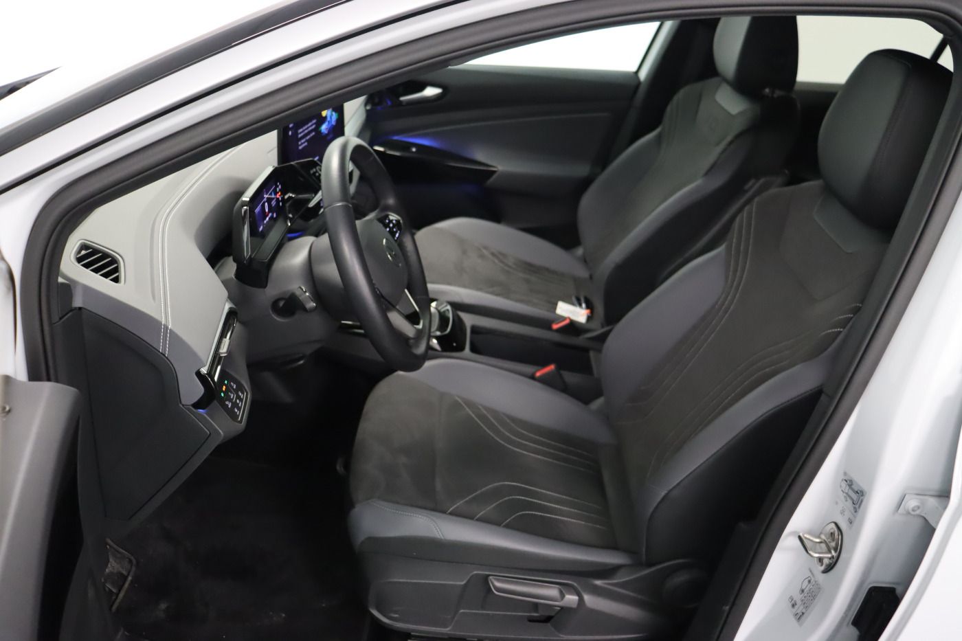 Fahrzeugabbildung Volkswagen ID.5 Pro Performance |AHK|Matrix|ACC|CarPlay|LM