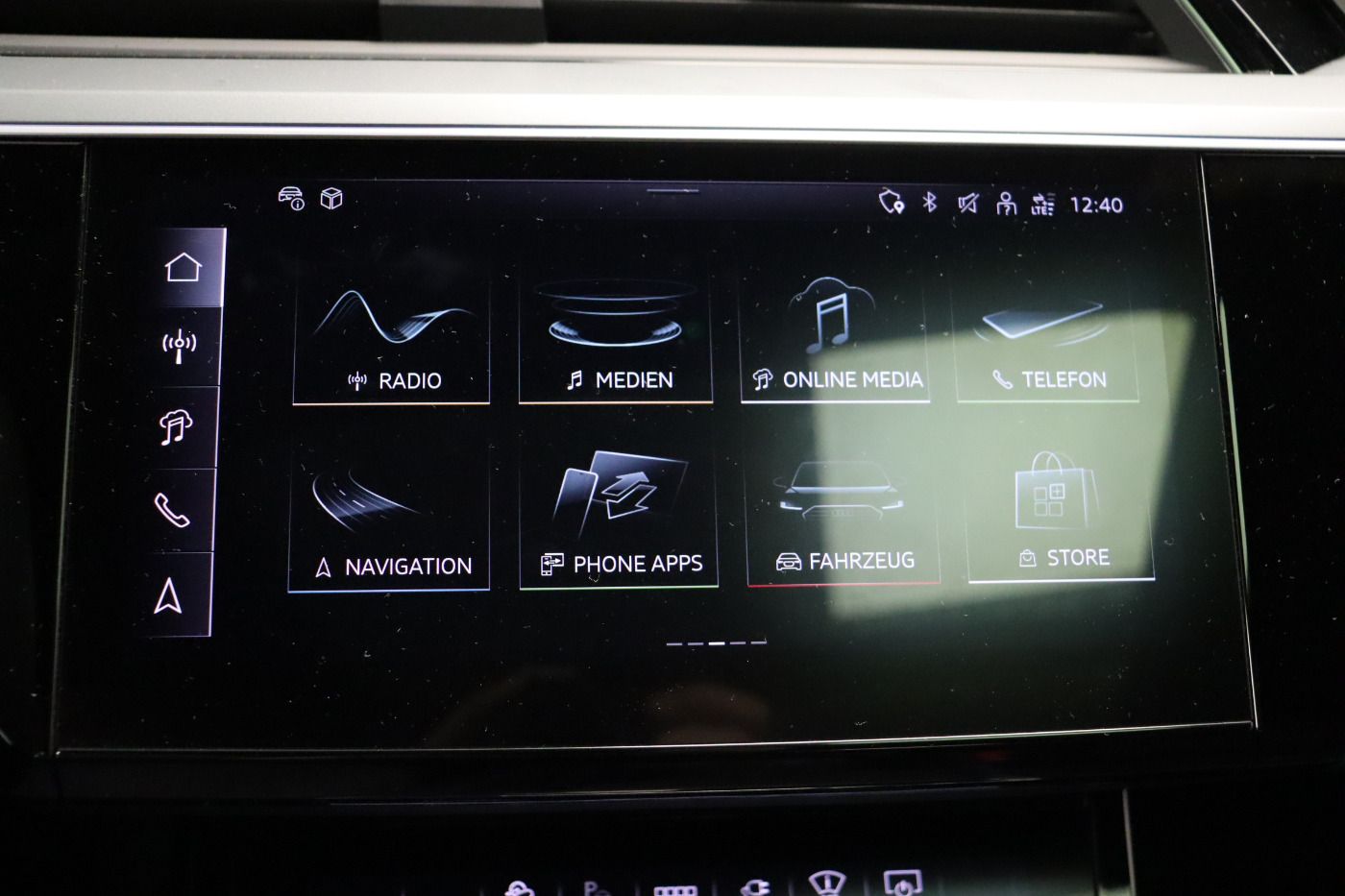 Fahrzeugabbildung Audi Q8 e-tron Sportback 55 quattro advanced |Luft