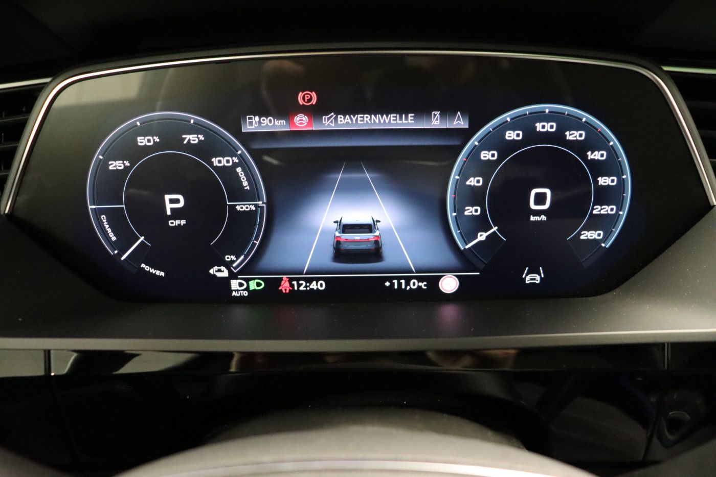 Fahrzeugabbildung Audi Q8 e-tron Sportback 55 quattro advanced |Luft