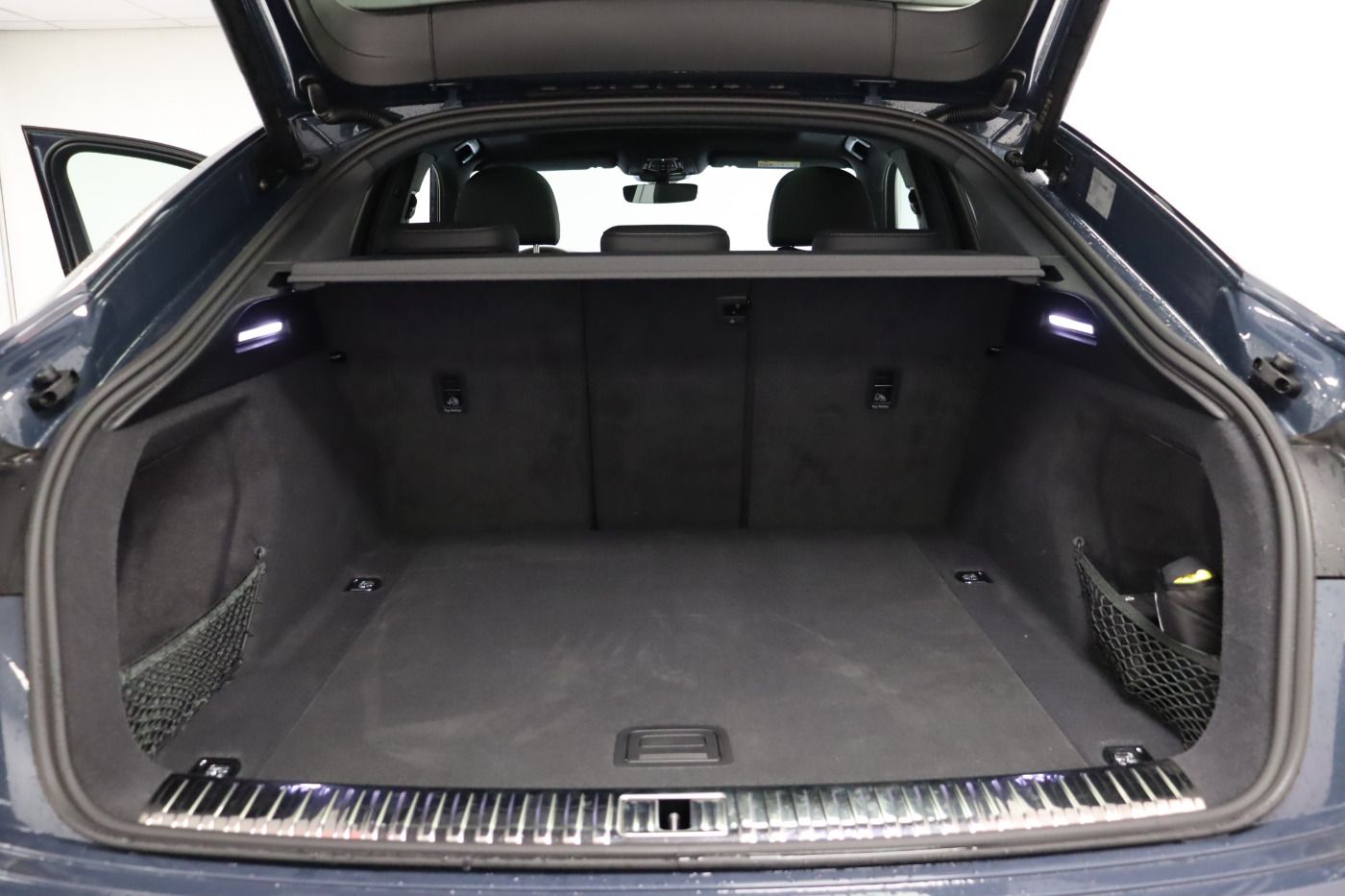 Fahrzeugabbildung Audi Q8 e-tron Sportback 55 quattro advanced |Luft