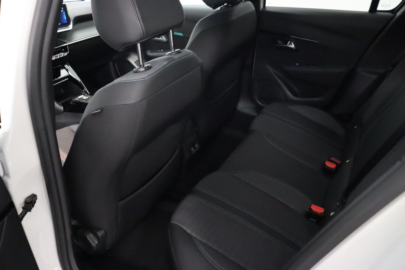 Fahrzeugabbildung Peugeot e-208 Allure Pack |KAM