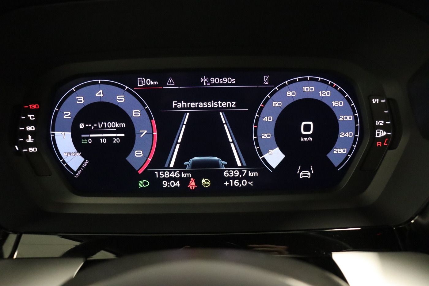 Fahrzeugabbildung Audi A3 Sportback 30 TFSI advanced |VirtualCP|ACC|LED