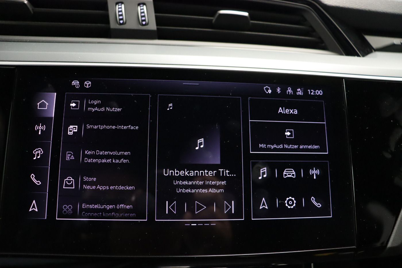 Fahrzeugabbildung Audi Q8 e-tron Sportback 55 quattro S line |Matrix