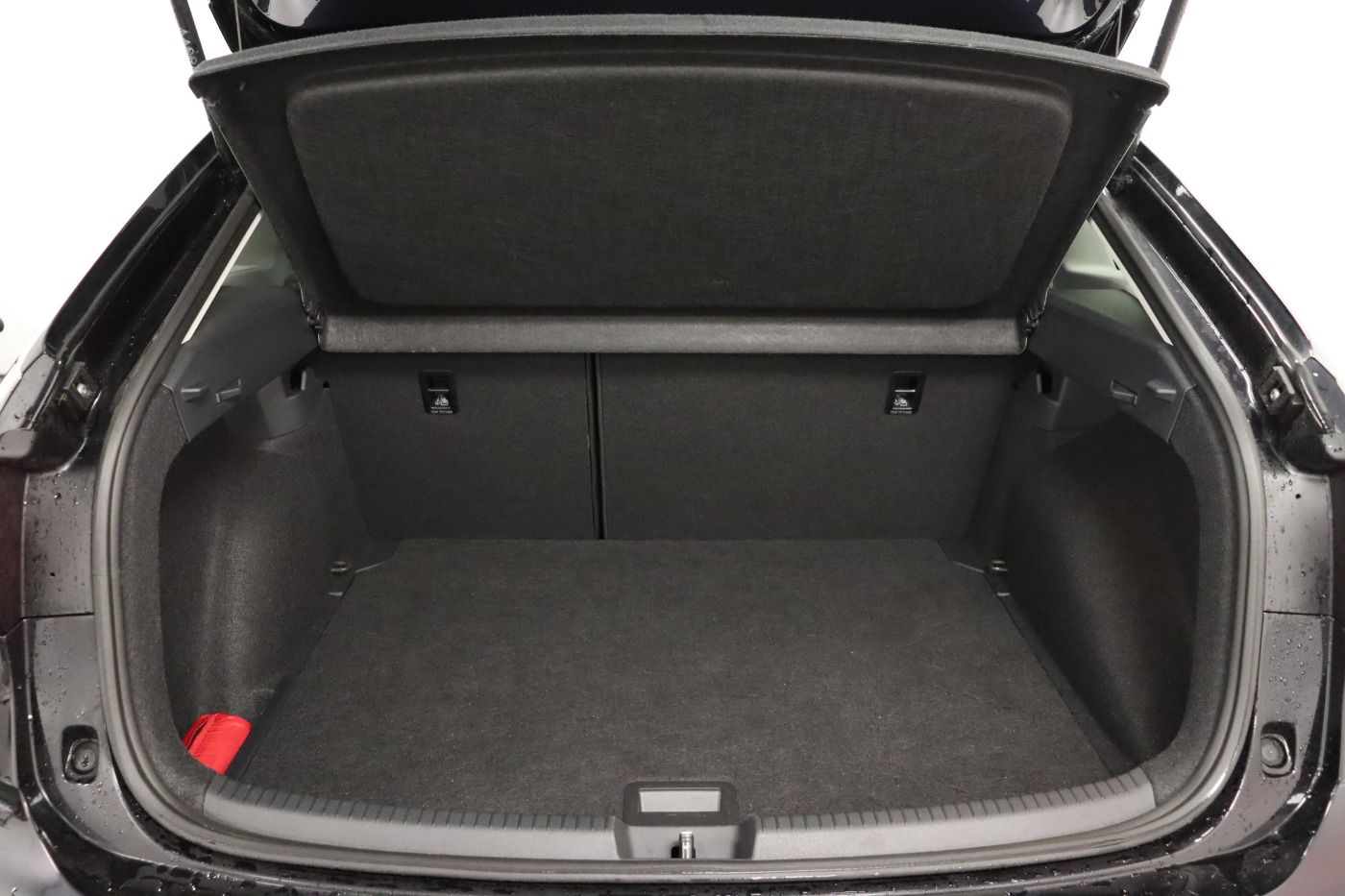 Fahrzeugabbildung Volkswagen Taigo 1.0 TSI MOVE |FLA|CarPlay|KlimaA|SHZG|PDC