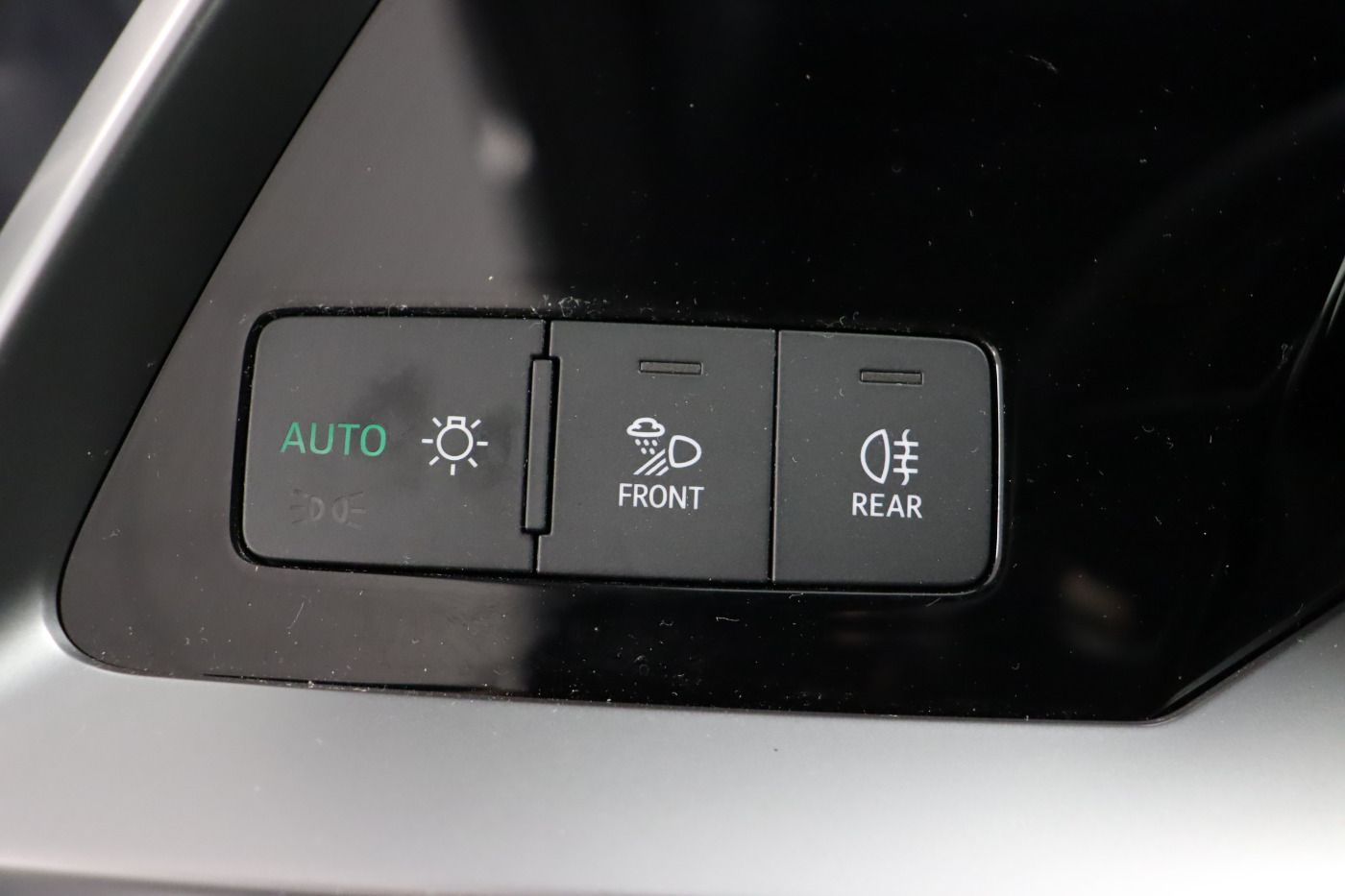 Fahrzeugabbildung Audi A3 Sportback 40 TFSI e S tronic advanced |FLA