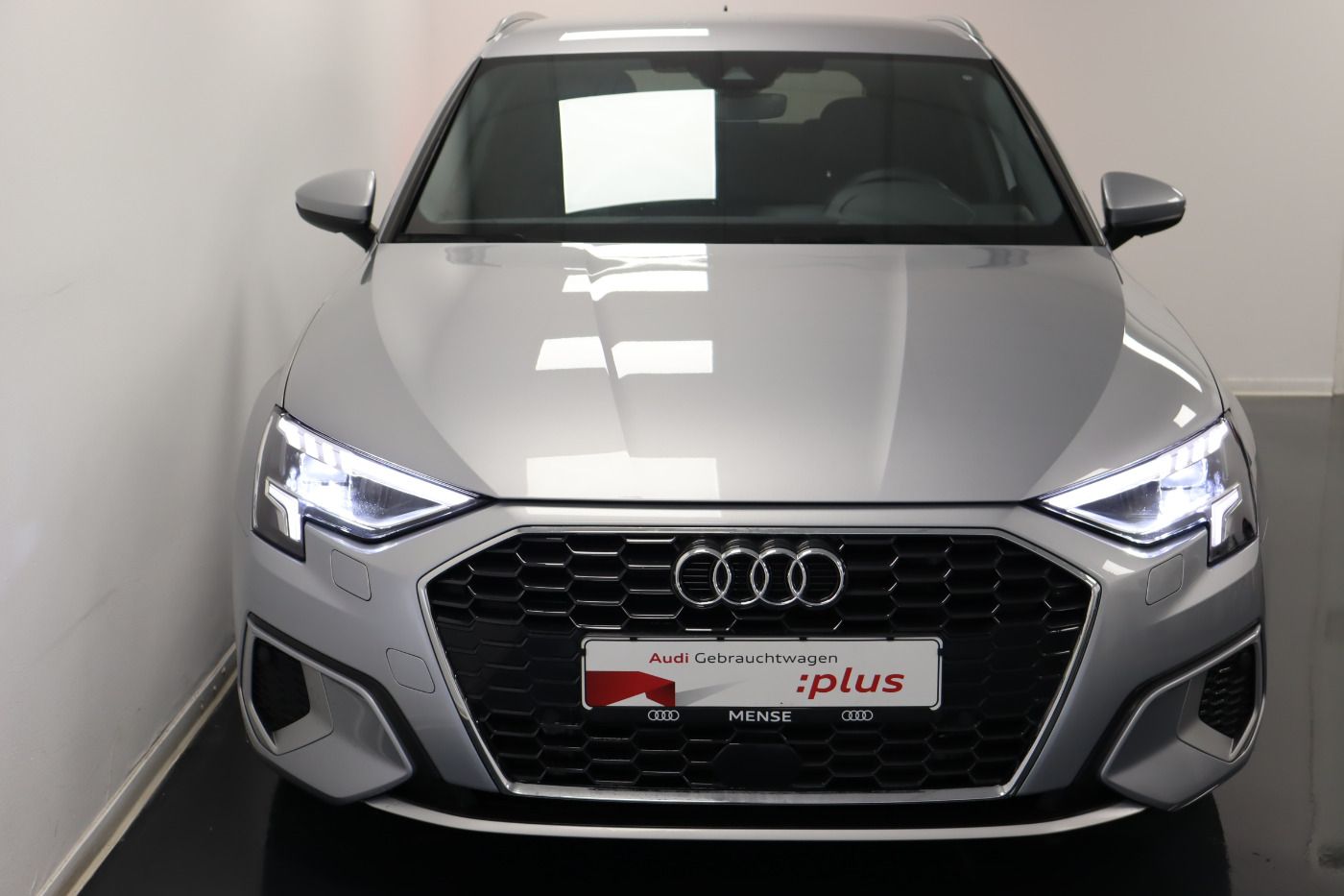 Fahrzeugabbildung Audi A3 Sportback 40 TFSI e S tronic advanced |FLA