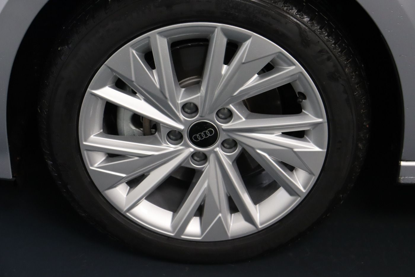 Fahrzeugabbildung Audi A3 Sportback 40 TFSI e S tronic advanced |FLA