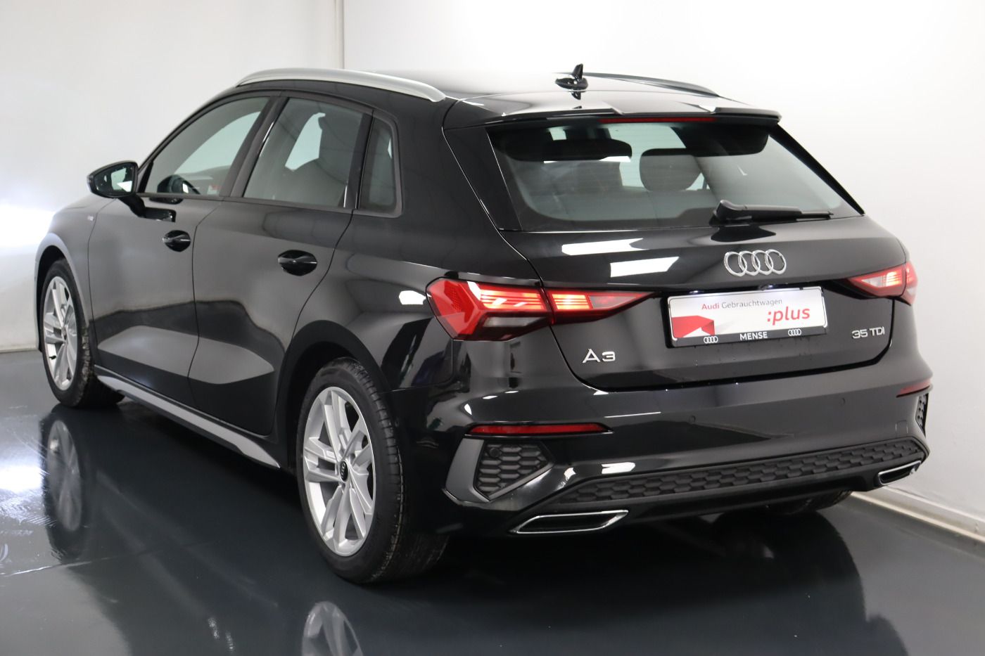 Fahrzeugabbildung Audi A3 Sportback 35 TDI S tronic S line |FLA|CarPlay