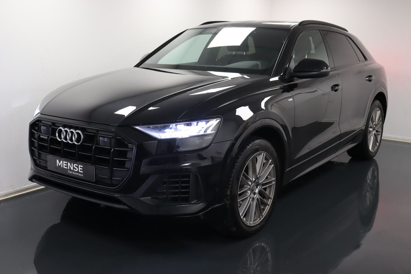 Fahrzeugabbildung Audi Q8 50 TDI quattro tiptronic |Matrix|Luft|Pano|LM