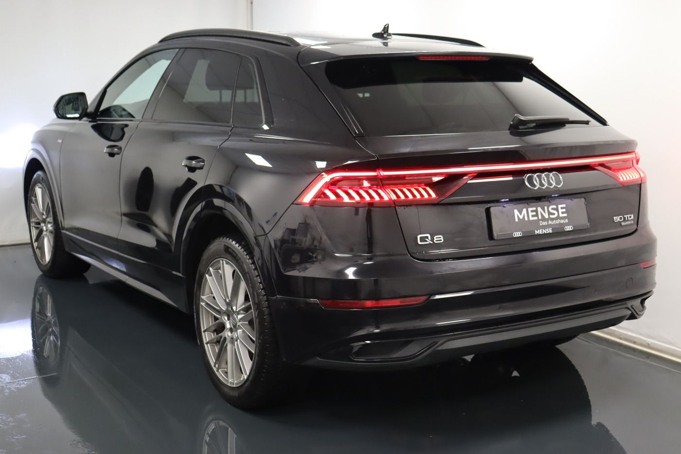 Fahrzeugabbildung Audi Q8 50 TDI quattro tiptronic |Matrix|Luft|Pano|LM