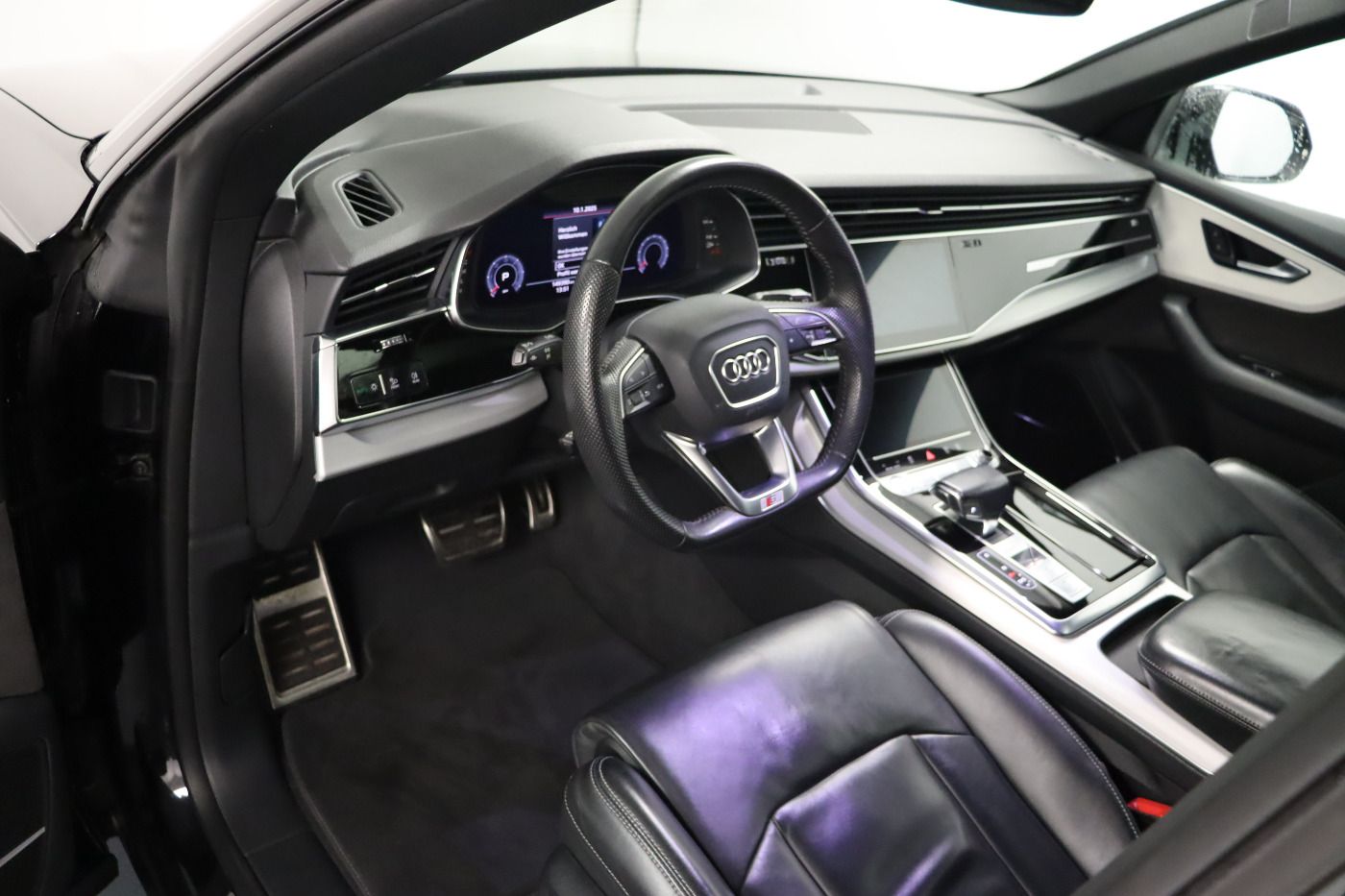 Fahrzeugabbildung Audi Q8 50 TDI quattro tiptronic |Matrix|Luft|Pano|LM