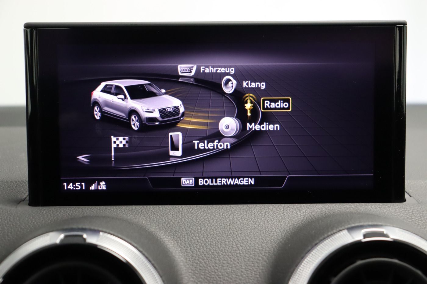 Fahrzeugabbildung Audi Q2 35 TDI S tronic advanced |ACC|FLA|CarPlay|LM