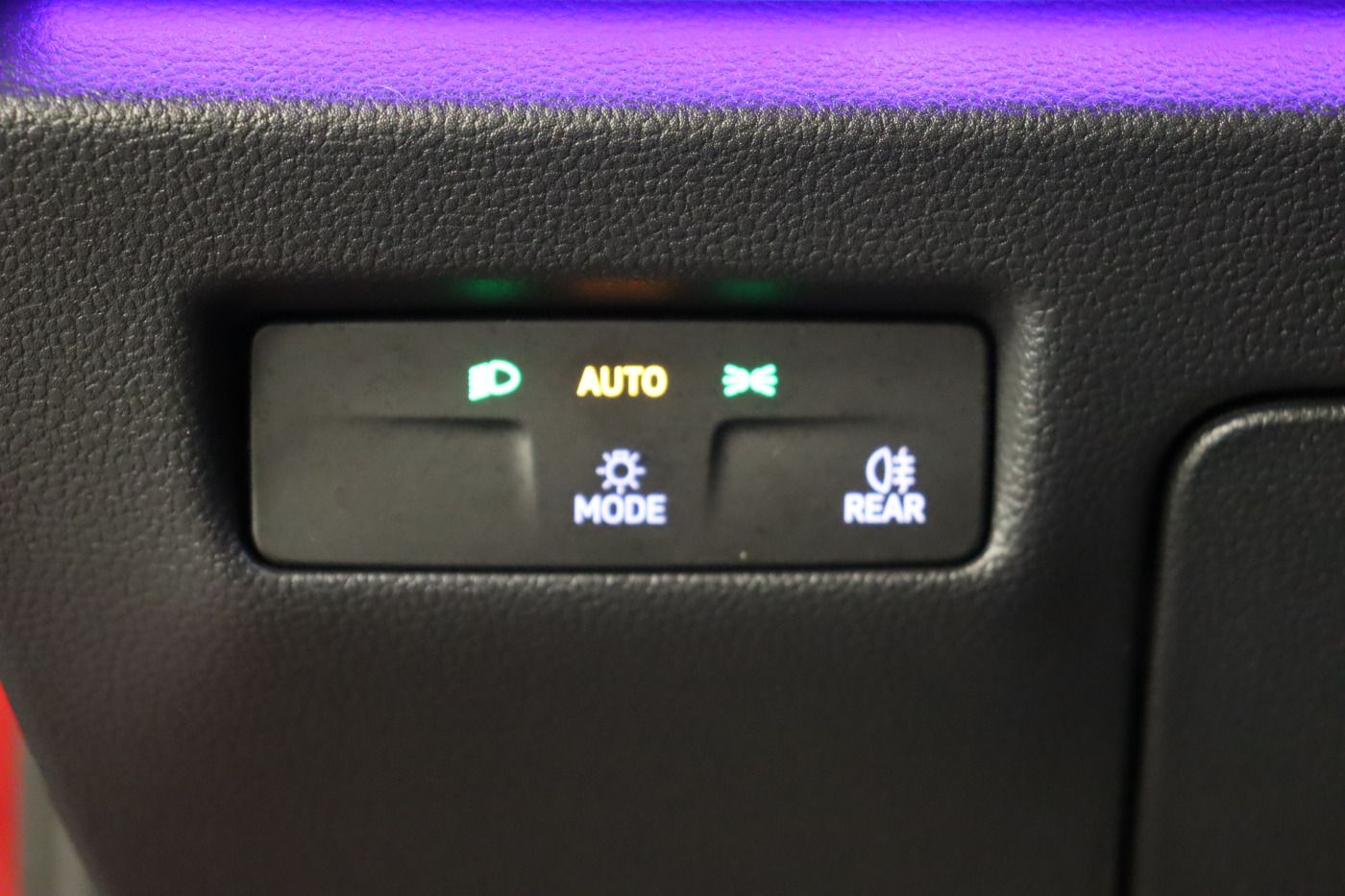 Fahrzeugabbildung Volkswagen Passat Variant 2.0 TDI DSG Business |AHK|Massage