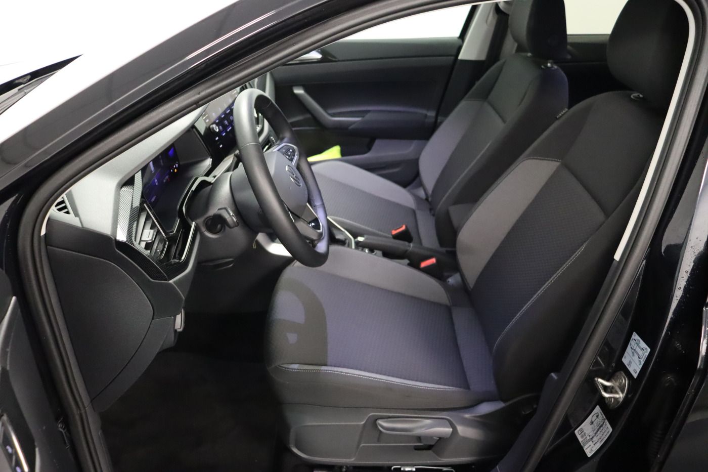 Fahrzeugabbildung Volkswagen Taigo 1.0 TSI Life |CarPlay|LM|KlimaA|Navi|SHZG