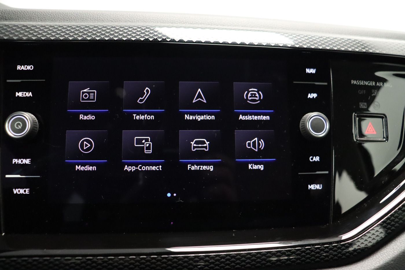 Fahrzeugabbildung Volkswagen Taigo 1.0 TSI Life |CarPlay|LM|KlimaA|SHZG|SpurH