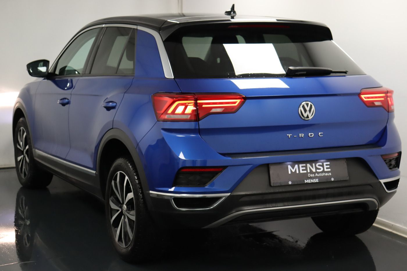 Fahrzeugabbildung Volkswagen T-Roc 1.5 TSI Style |VirtualCP|CarPlay|LM|SHZG