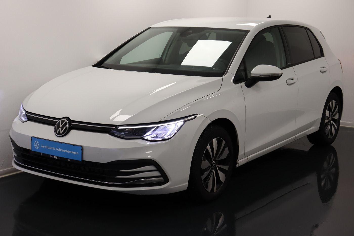 Fahrzeugabbildung Volkswagen Golf VIII 1.5 TSI MOVE |AHK|FLA|LED|CarPlay