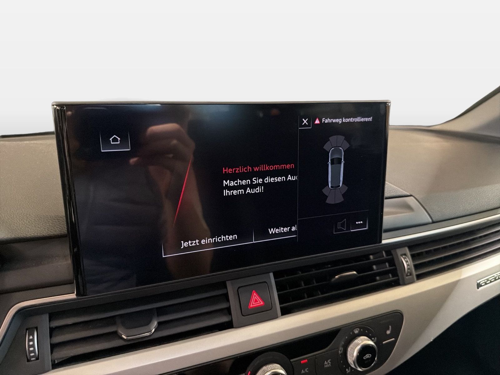 Fahrzeug autohaus mense Fahrzeugabbildung Audi A4 allroad 40 TDI quattro S tronic HUD Massage - mit KI generiert/bearbeitet