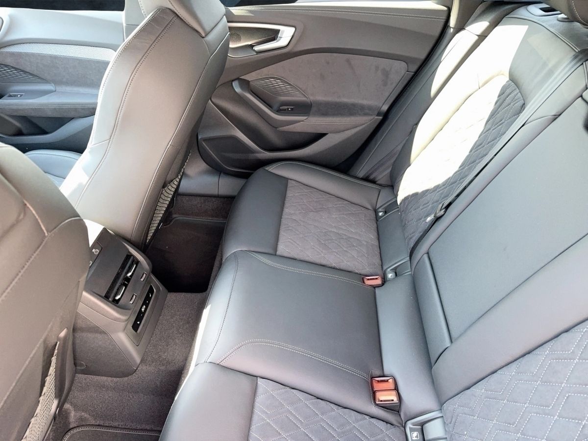 Fahrzeugabbildung Audi A5 Avant 40TDI quattro |AHK|ACC|CarPlay