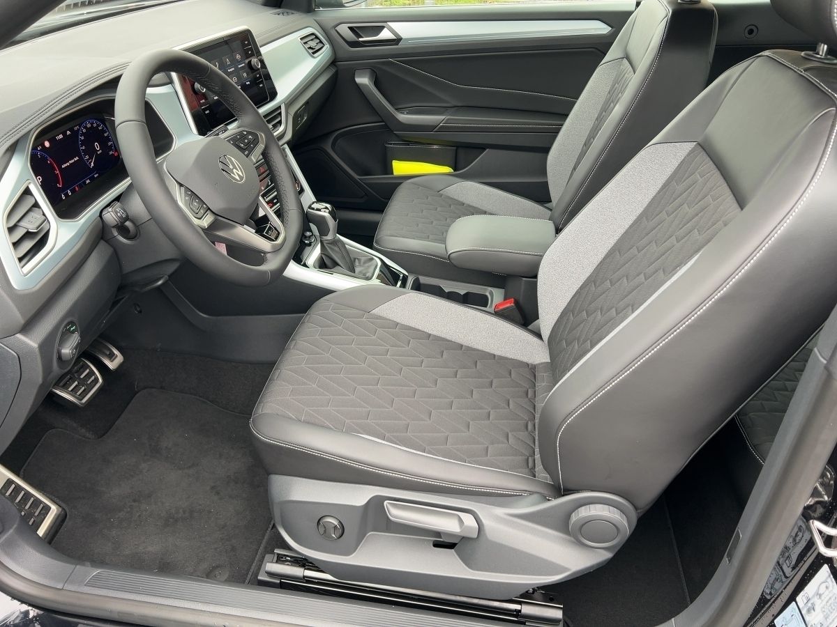 Fahrzeugabbildung Volkswagen T-Roc Cabriolet 1.5 TSI DSG GOAL Nav Winterräder