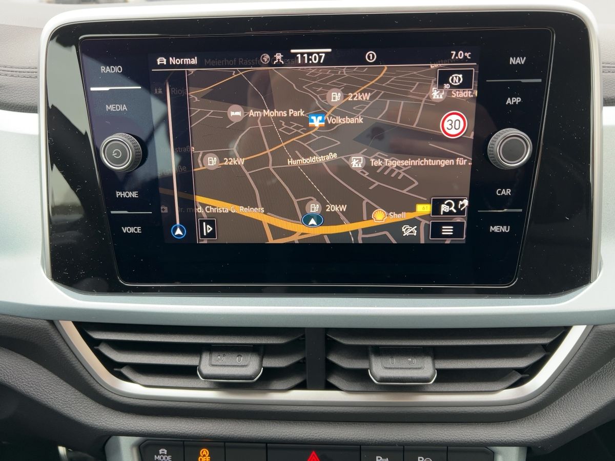 Fahrzeugabbildung Volkswagen T-Roc Cabriolet 1.5 TSI DSG GOAL Nav Winterräder
