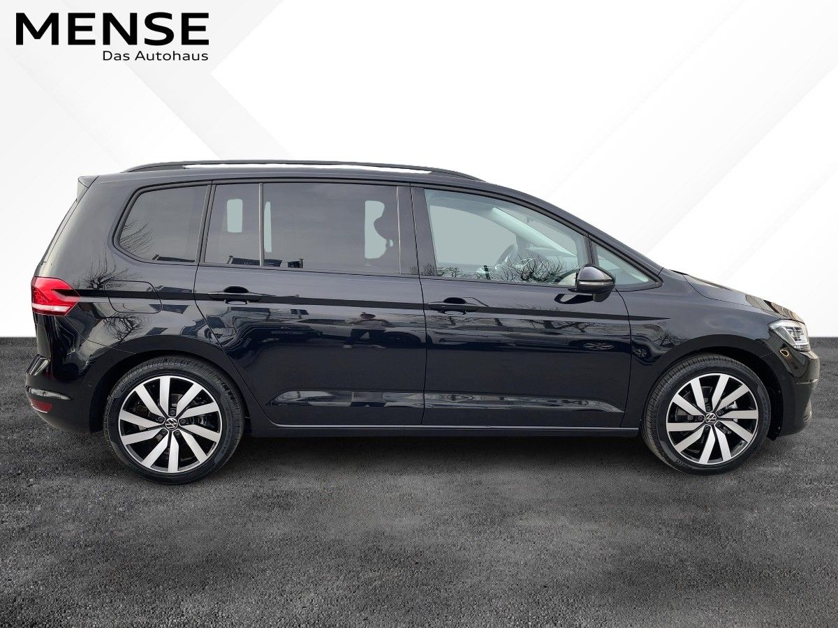 Fahrzeugabbildung Volkswagen Touran 2.0 TDI DSG Highline AHK Standhzg 7-Sitze