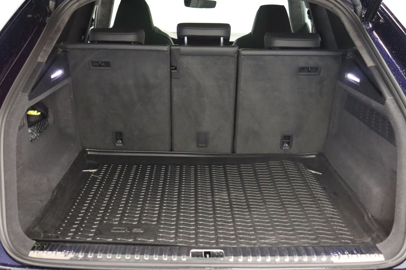 Fahrzeugabbildung Audi RS Q8 quattro tiptronic |Matrix|Luft|Keramik|ACC