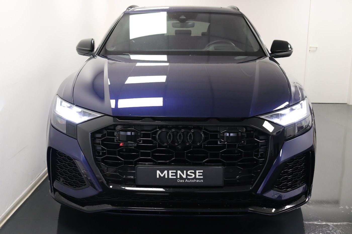 Fahrzeugabbildung Audi RS Q8 quattro tiptronic |Matrix|Luft|Keramik|ACC