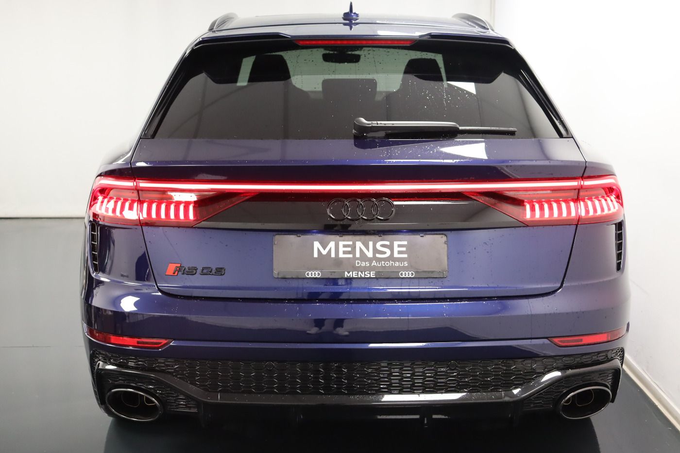 Fahrzeugabbildung Audi RS Q8 quattro tiptronic |Matrix|Luft|Keramik|ACC
