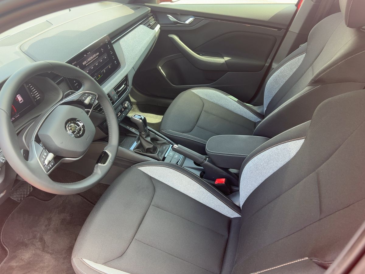 Fahrzeug autohaus mense Fahrzeugabbildung SKODA Kamiq 1.5 TSI Selection DSG |Pano|ACC|FLA|SpurH