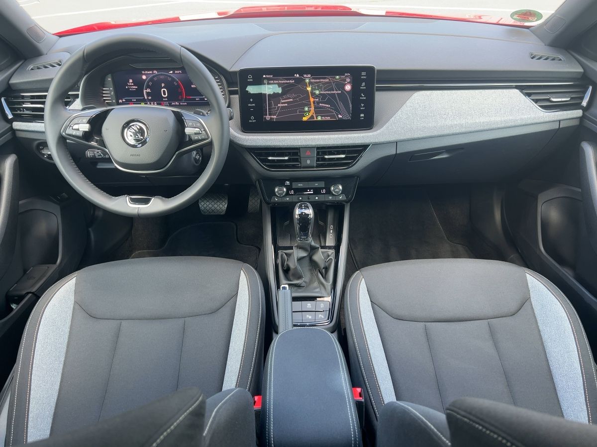 Fahrzeug autohaus mense Fahrzeugabbildung SKODA Kamiq 1.5 TSI Selection DSG |Pano|ACC|FLA|SpurH