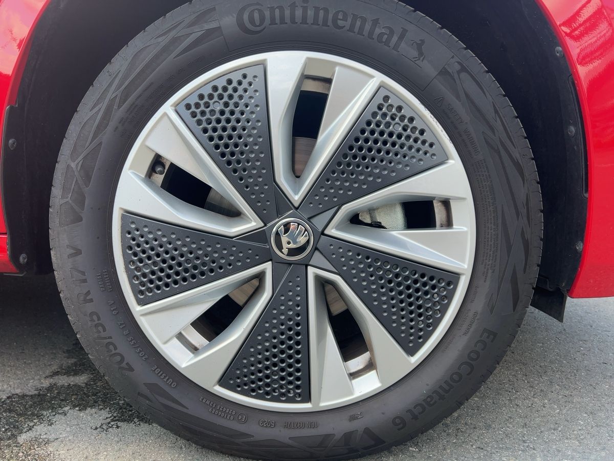 Fahrzeug autohaus mense Fahrzeugabbildung SKODA Kamiq 1.5 TSI Selection DSG |Pano|ACC|FLA|SpurH