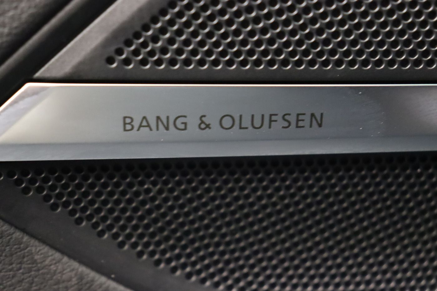 Fahrzeugabbildung Audi A8 50 TDI quattro tiptronic |Matrix|Luft|Pano|LM