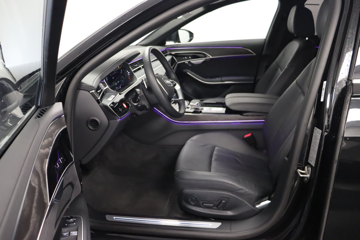 Fahrzeugabbildung Audi A8 50 TDI quattro tiptronic |Matrix|Luft|Pano|LM