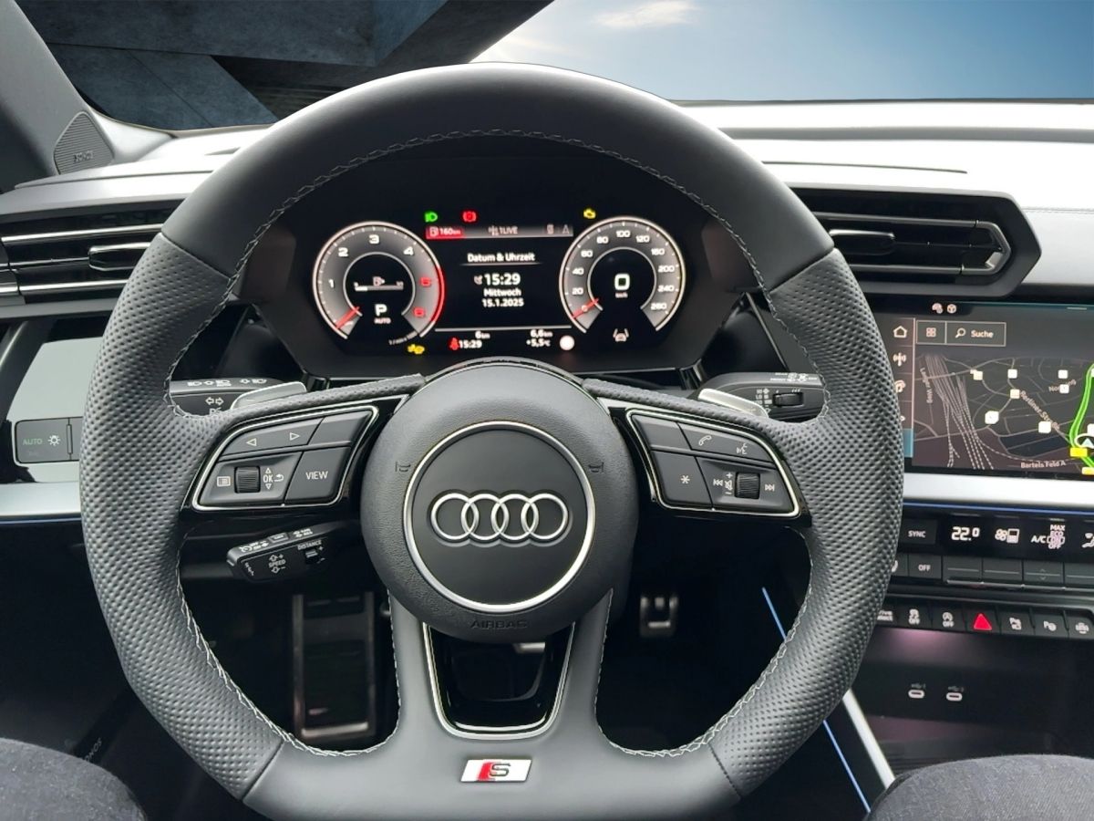Fahrzeugabbildung Audi A3 Sportback 35 TDI S line HUD Pano CarPlay