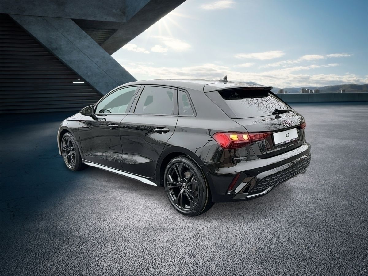 Fahrzeugabbildung Audi A3 Sportback 35 TDI S line HUD Pano CarPlay