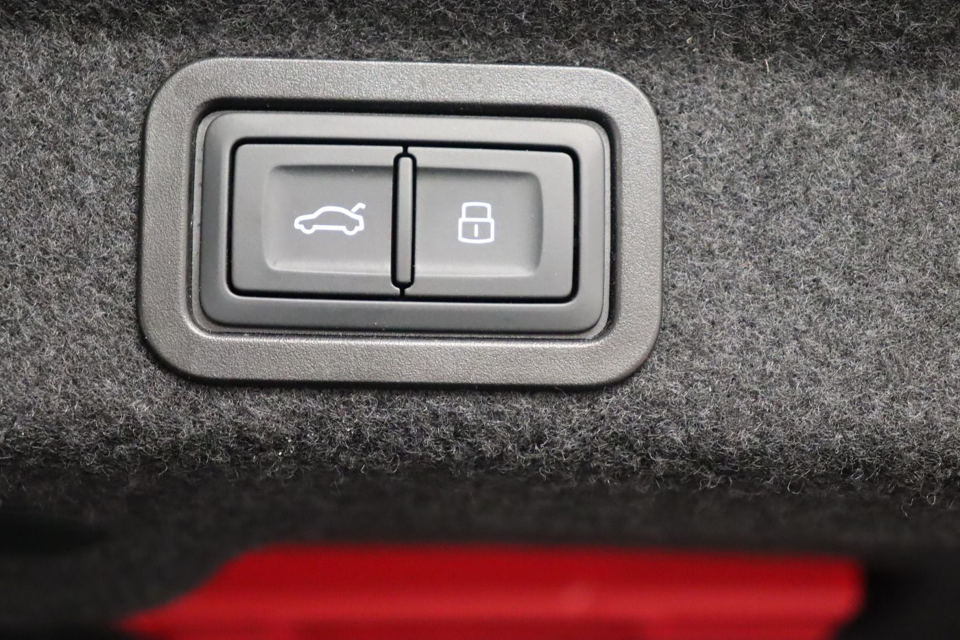 Fahrzeugabbildung Audi A6 45 TFSI quattro S tronic S line |Matrix|ACC