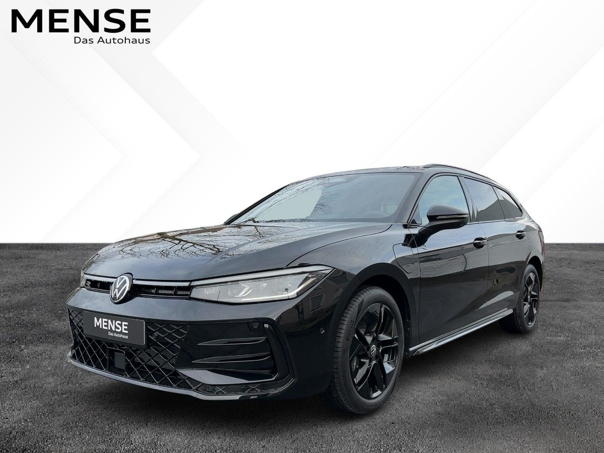 Fahrzeugabbildung Volkswagen Passat R-Line 1.5 eHybrid AHK Nav HUD BlackStyle