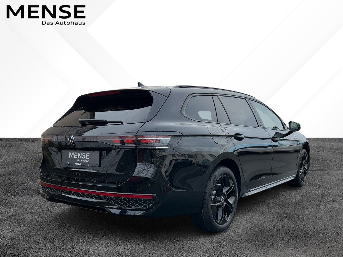 Fahrzeugabbildung Volkswagen Passat R-Line 1.5 eHybrid AHK Nav HUD BlackStyle